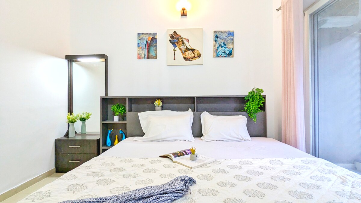 Aqua'Ria 1bhk | Pool | Nr Thalassa Vagator - Tap to explore photos