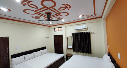 Bholashankara Vasvi Annapurna Satram Room Type - Family Room