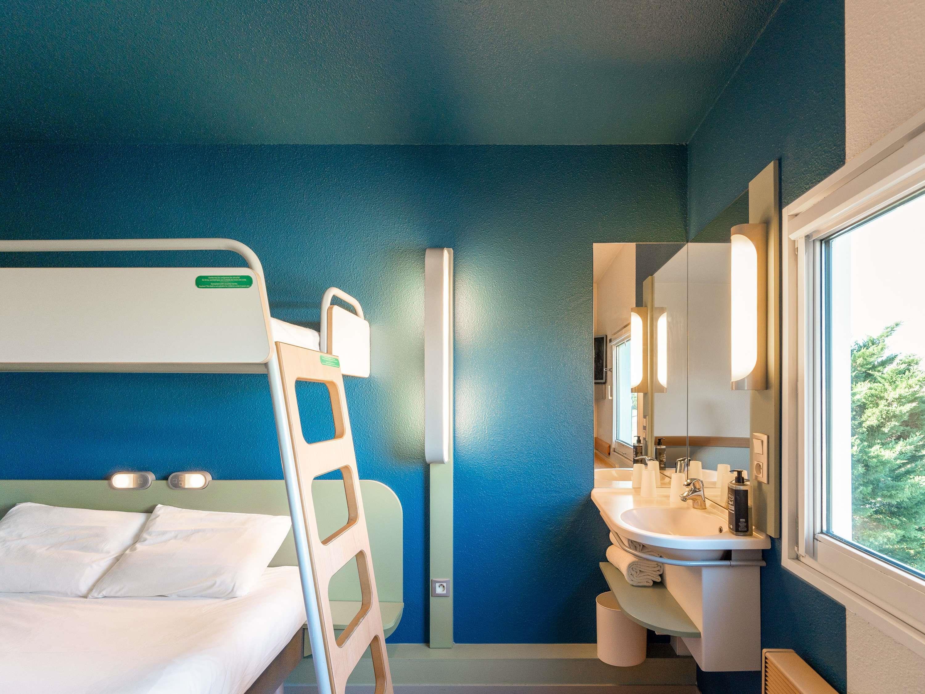 ibis budget Macon Nord - Tap to explore photos
