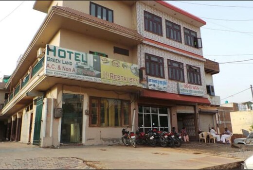 Hotel Green Land