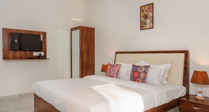 Mango Serene by Roamigo Karjat Room Type - Bedroom 1