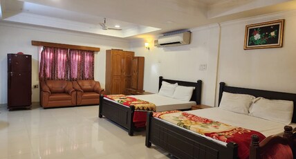Srinivasa Residency Room Type - Suit Large AC