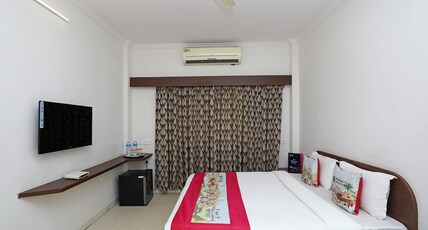 Hotel O 10671 Hotel Sai Prem Room Type - Classic