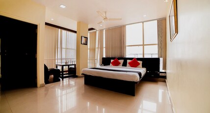 Capital O Raaga Grand Room Type - Suite