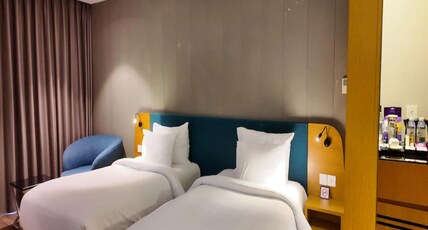 Quinter Central Nha Trang Room Type - Deluxe Twin Room