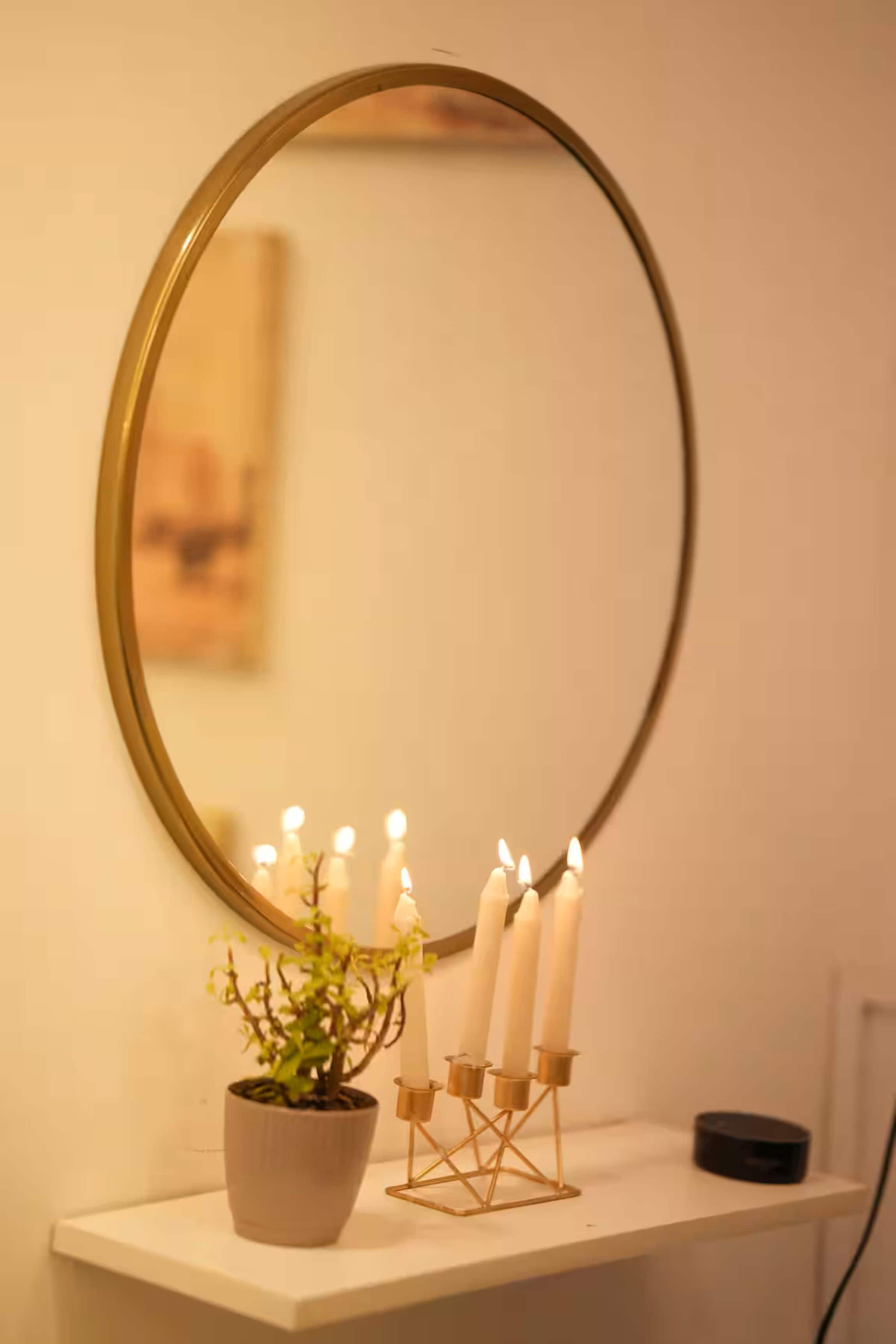 Bonjour Bandra: Cozy & Chic Retreat Off Carter Rd - Tap to explore photos