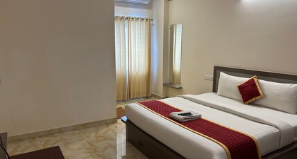 Vasudev Paying Guest House Room Type - Bedroom 3