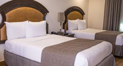 Best Western Plus Monterrey Colon Room Type - 2 Double Beds, Non-Smoking, Junior Suite, Kitchenette, Continental Breakfast