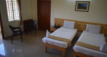 Travellers Inn,Shillong Room Type - Twin Deluxe room