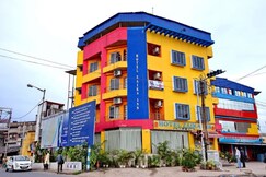 Hotel Zaika Inn Near Santragachi Junction Railway Station