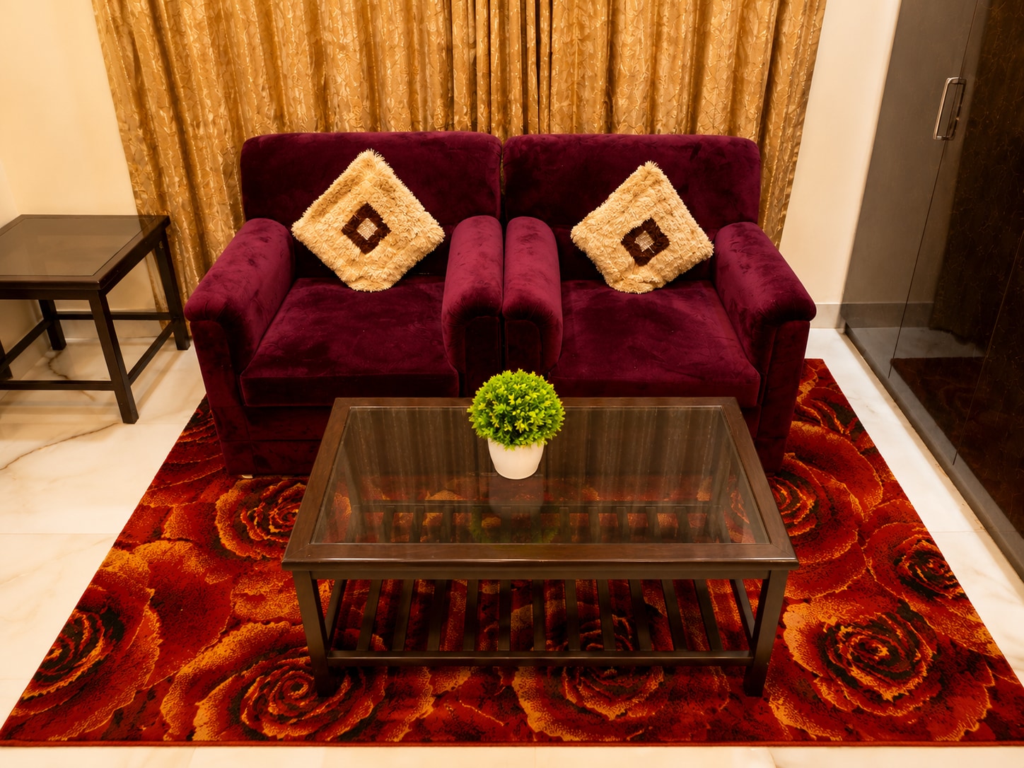 HOTEL ROCKLAND & RESTAURANT ( Gopalpura ) - Tap to explore photos