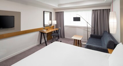 Crowne Plaza Nottingham Room Type - 1 Super King Bed Premium with Sofa Bed