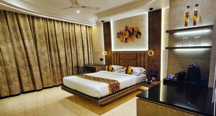 Hotel Malligi Room Type - Premium AC Room