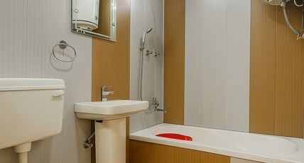 PASADONA FLOATING HOUSEBOAT Room Type - Cottage Room