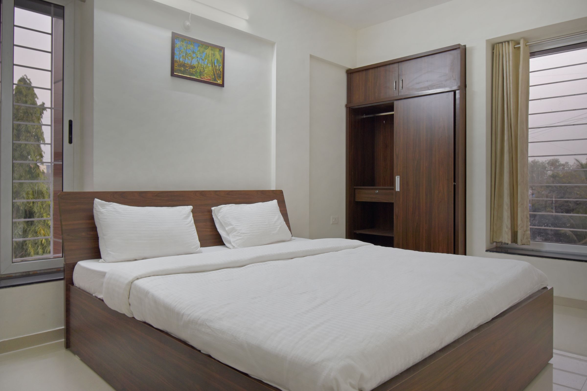 Lavish World Hospitality - Viman Nagar - Tap to explore photos