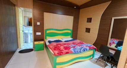 Hotel Pandey Lodge : Munsyari Room Type - Premium Room