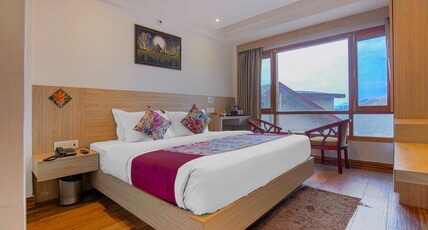 Mahaveer Grand Room Type - Deluxe Room