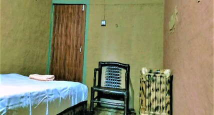 RISONG TRADITIONAL FAMILY COTTAGE Room Type - Standard Room
