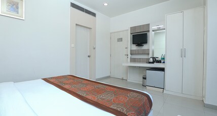 Hotel le Castle Room Type - Deluxe Room