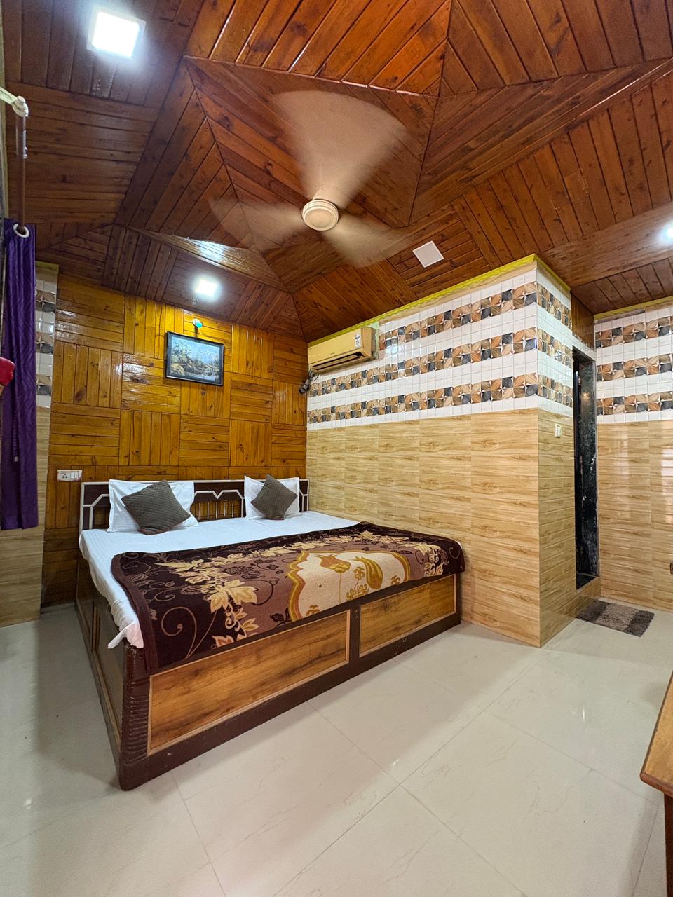 Aaradhana Cottage Homestay - Tap to explore photos