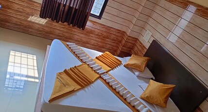Yamuna Vihar Tourist Home Room Type - 2 Bed Deluxe Ac
