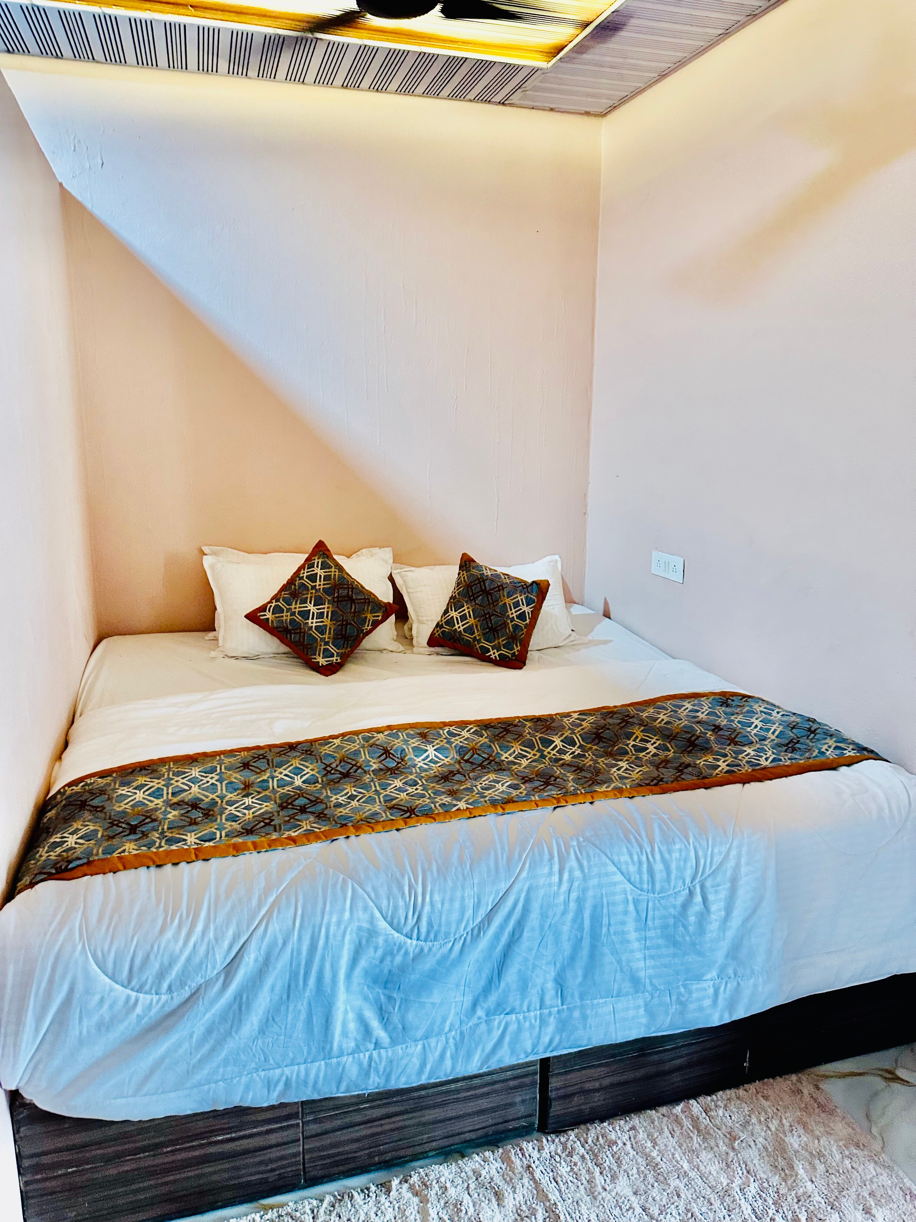 Hotel Gurudev place - Tap to explore photos