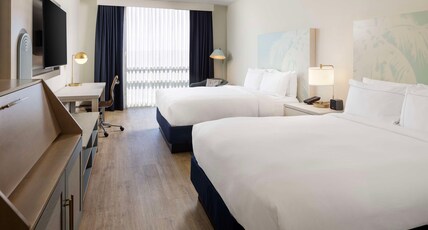 Hotel Dello Ft Lauderdale Apt, Tapestry Collection by Hilton Room Type - 2 QUEEN BEDS WITH TUB