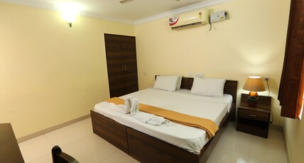 Chetinaad Courtyard Gandhipuram by Centre Park Room Type - Deluxe Suite