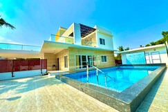 CINDRELLA BEACH HOUSE