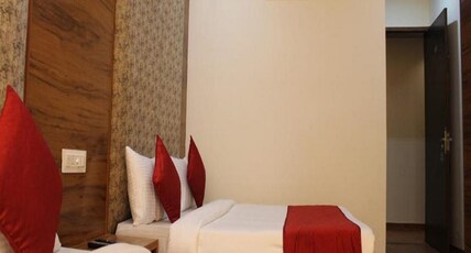 The Diamond Leaf Room Type - Family Suite- AC