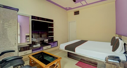 OYO 817482 Siddhi Vinayak Hotel & Banquets Room Type - Classic OYO 817482 Siddhi Vinayak Hotel & Banquets Room Type - Classic