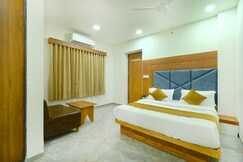 Hotel Madhur