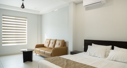 Unique Inn Room Type - Deluxe AC Rooms