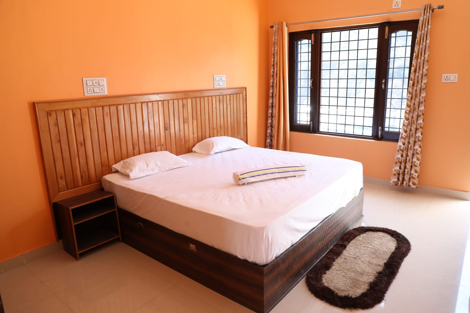 HOTEL VAIBHAV GANGA AND RESTAURANT - Tap to explore photos