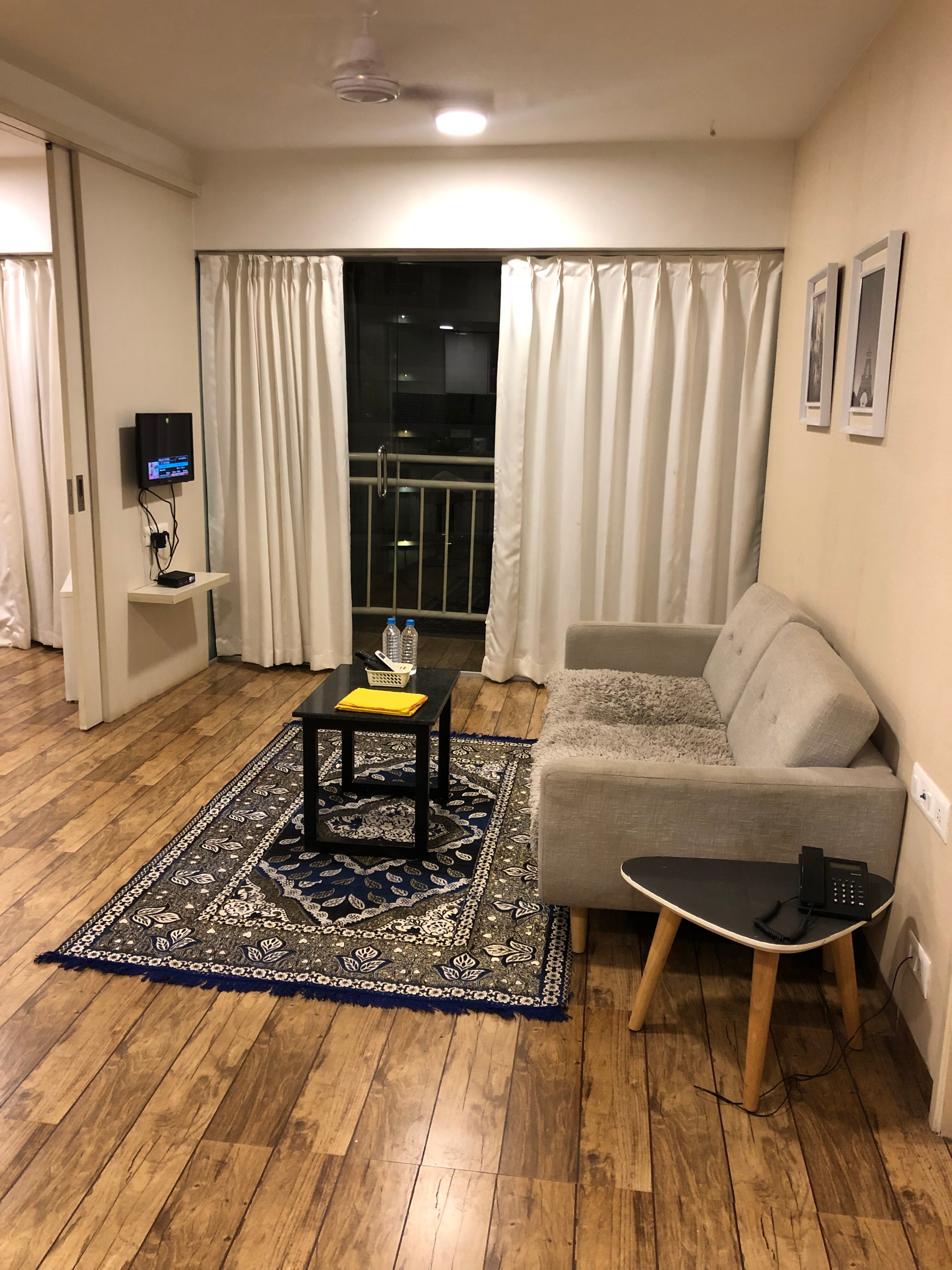 Holiday Home stay - Tap to explore photos