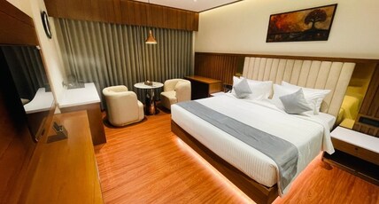 Continental Inn International Room Type - Deluxe Room
