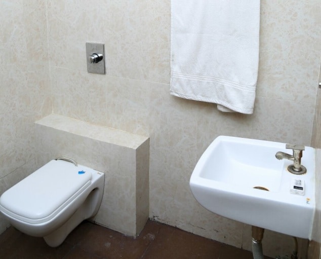 Hotel Sheetala Palace - Tap to explore photos