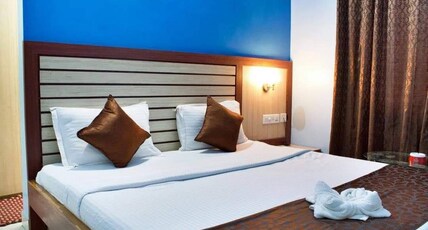 HOTEL SWARNA VILLA Room Type - AC delux (side balcony room)