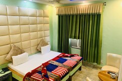 Hotel Golden Palace