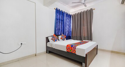 Via Emirates Inn Room Type - Deluxe Rooms