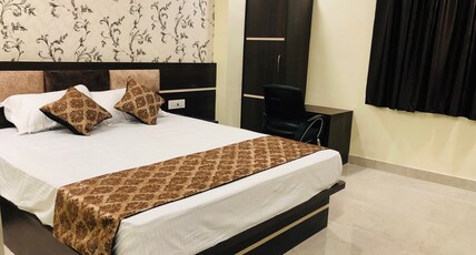 HOTEL KINGS 11 Room Type - Premium Room