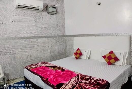 G.C Jain Attihi Grah and Guest house