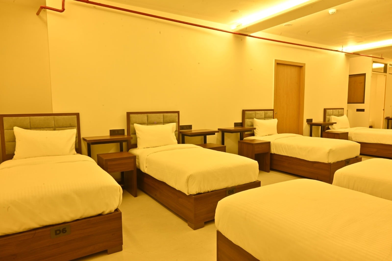 Vijay Vilas Hotel - Tap to explore photos
