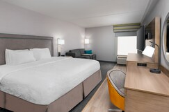 Hampton Inn by Hilton Hartford/Airport