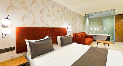 Hotel Nova Bizz Room Type - BIZZ SUITE WITH TUB