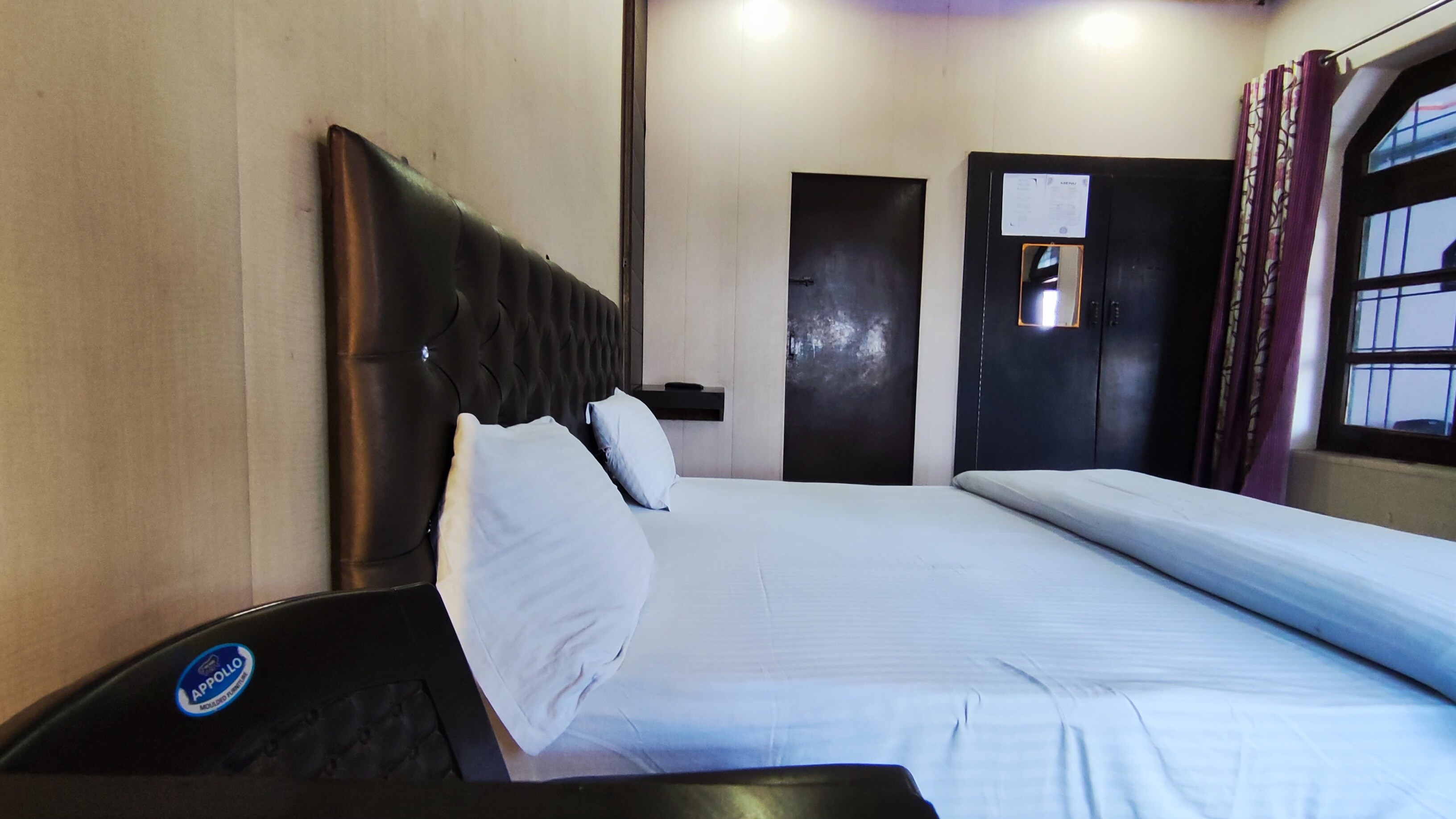 Neelam guest house, Bareilly - Tap to explore photos