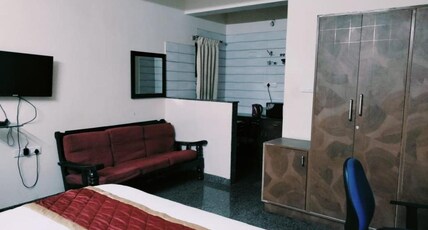 Hotel O G Grand Room Type - Classic