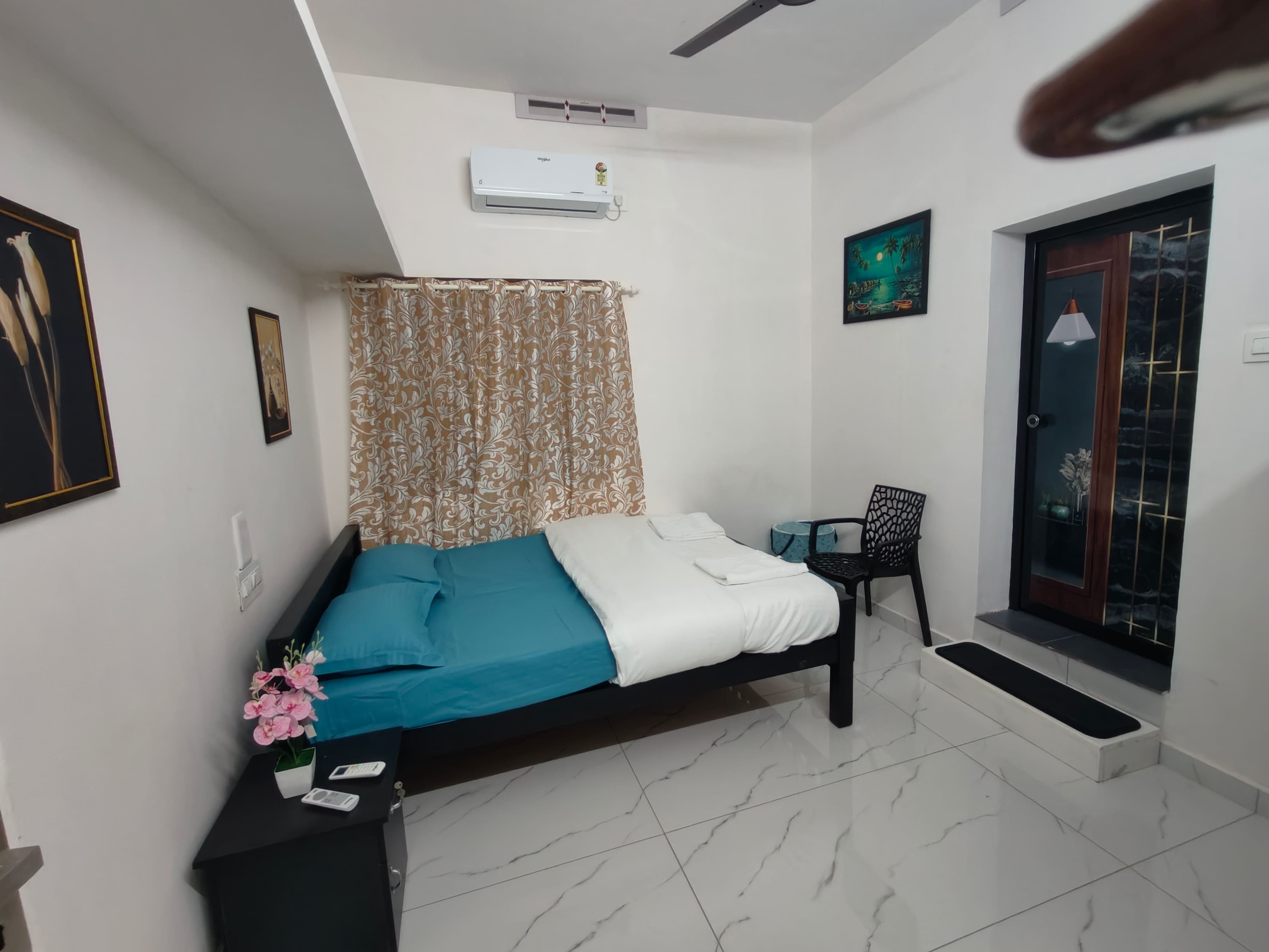 Beach Nest Homestay - Tap to explore photos