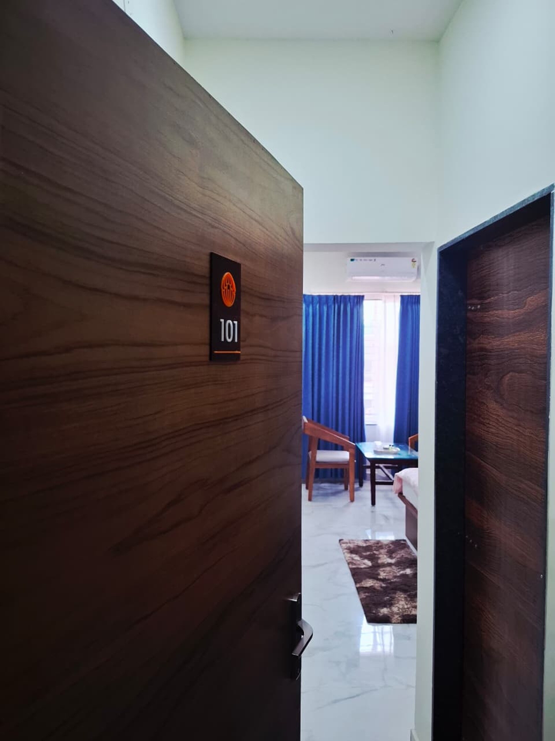 HOTEL AYODHYA WESTERN STAY - Tap to explore photos