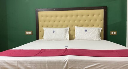 KRISHNA GARDEN Room Type - Suite AC